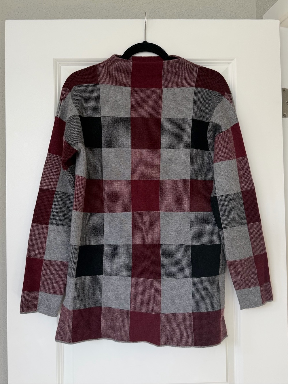 Tahari Burgundy, Gray and Black Plaid Crewneck Sweater